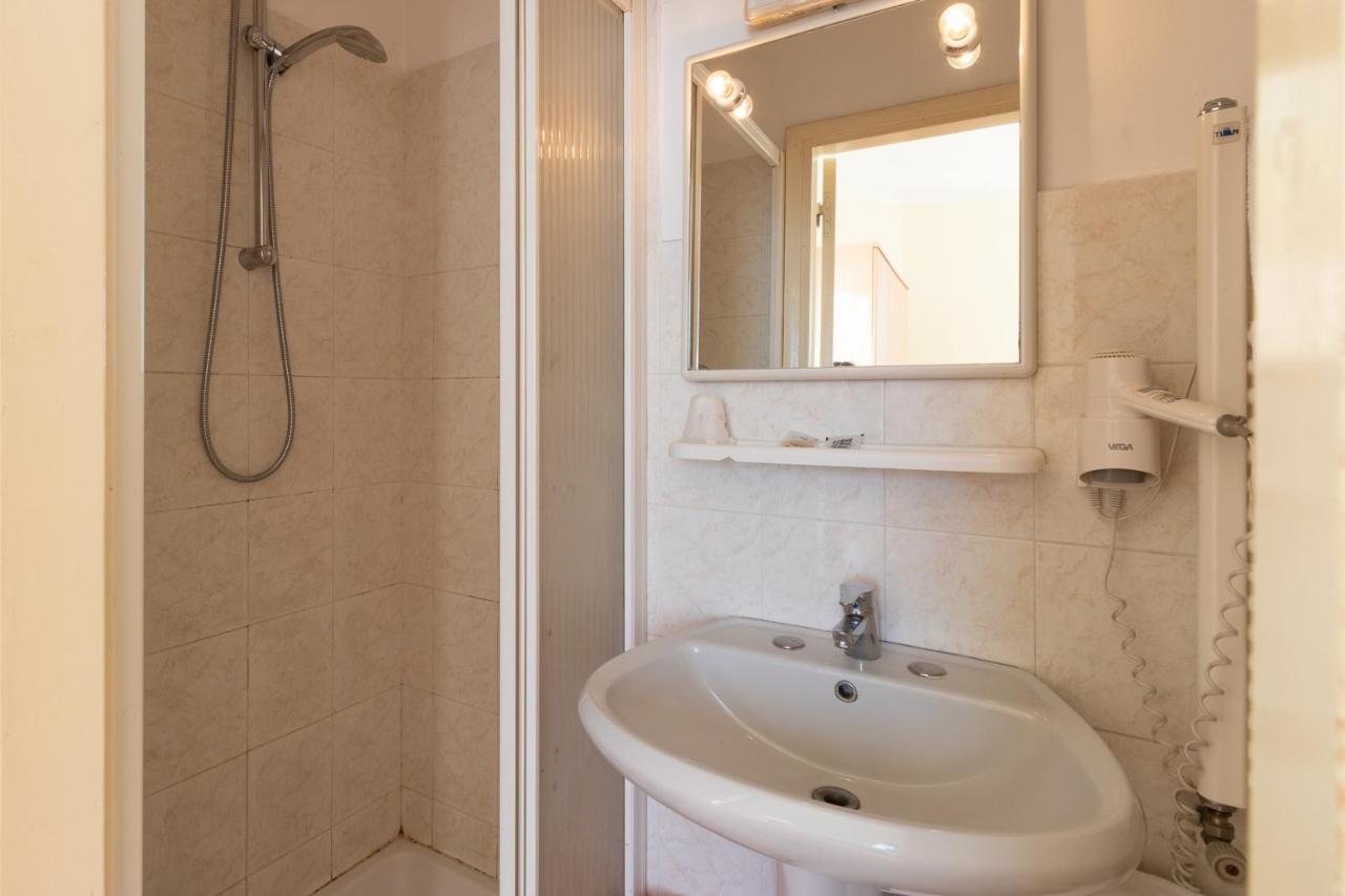 Albergo Bandoni Rapallo Kültér fotó
