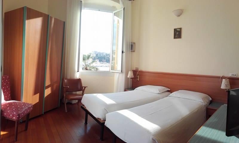 Albergo Bandoni Rapallo Kültér fotó
