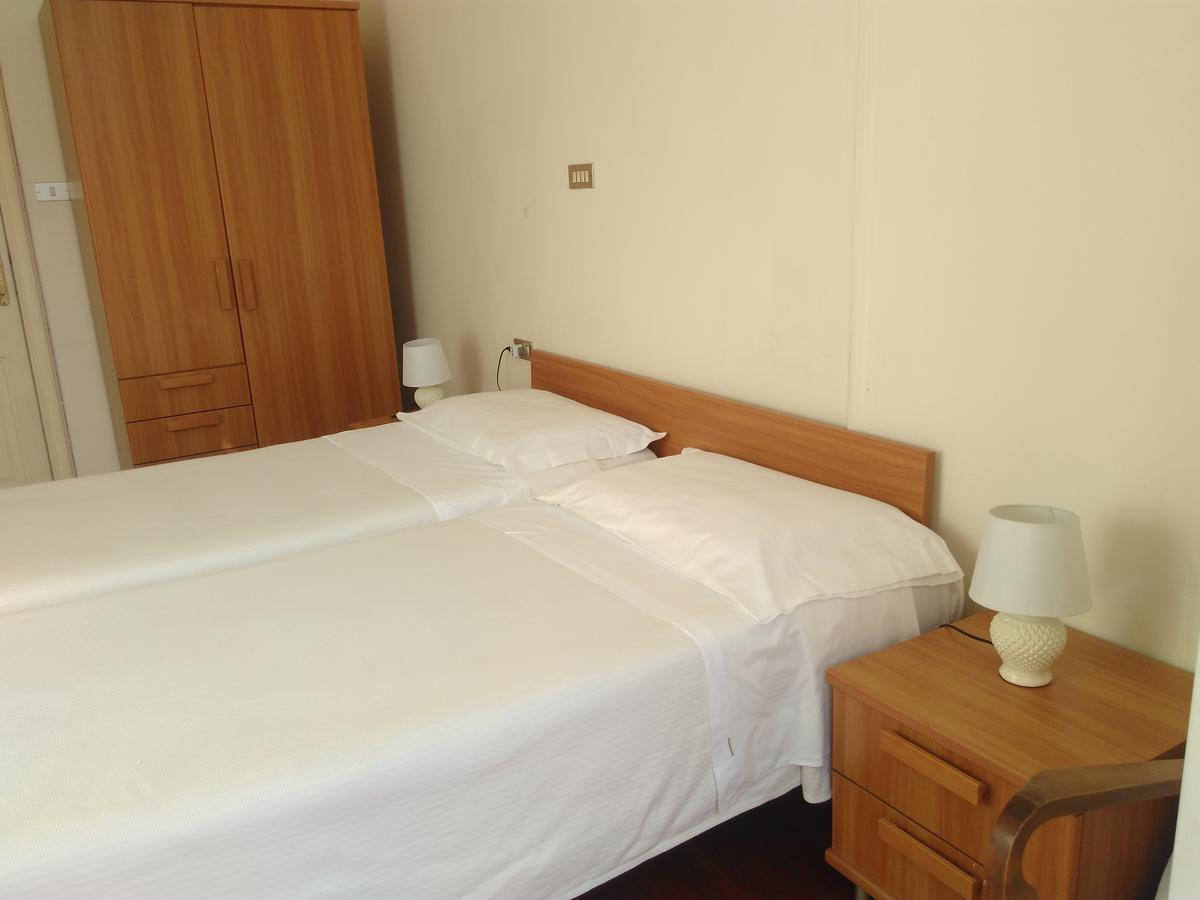 Albergo Bandoni Rapallo Kültér fotó